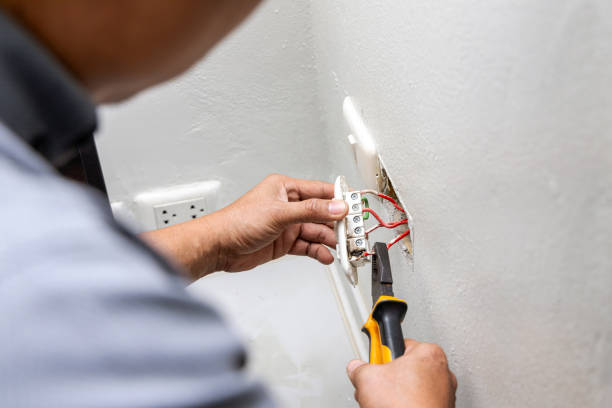 Best Industrial Electrical Services  in Gnadenhutten, OH