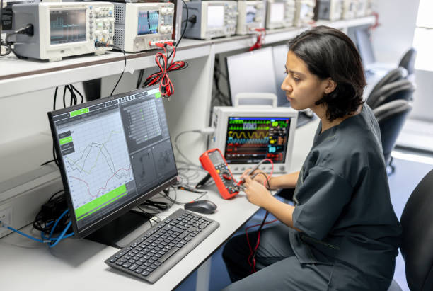 Best Commercial Electrician Services  in Gnadenhutten, OH
